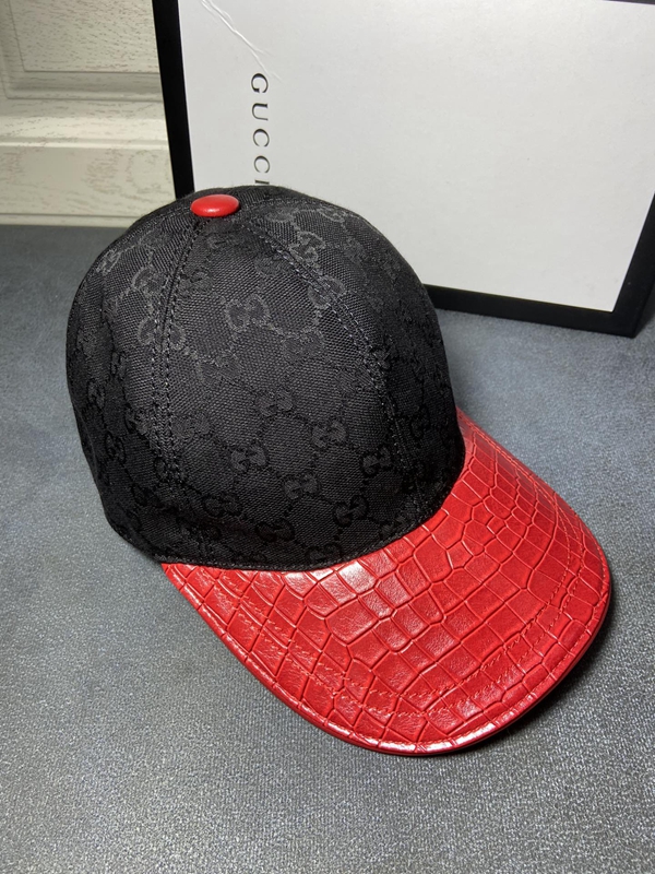 ブランド帽子側面デザイン